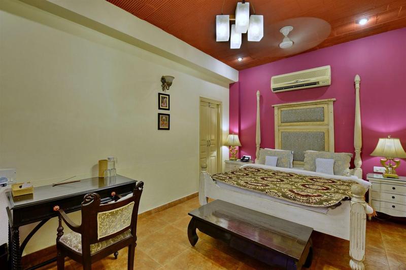 هتل Ranjit S Svaasa Amritsar