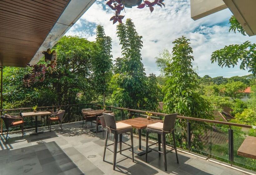 هتل Royal Kamuela Villas & Suites At Monkey Forest, Ubud