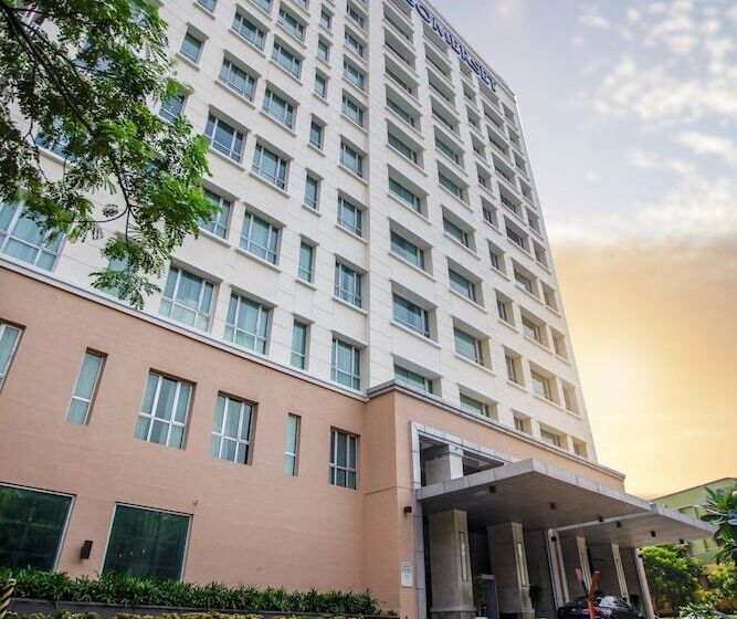 هتل Somerset Greenways Chennai