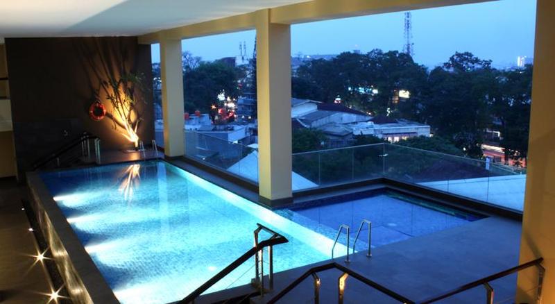 Fotos del hotel The Luxton Bandung:  13