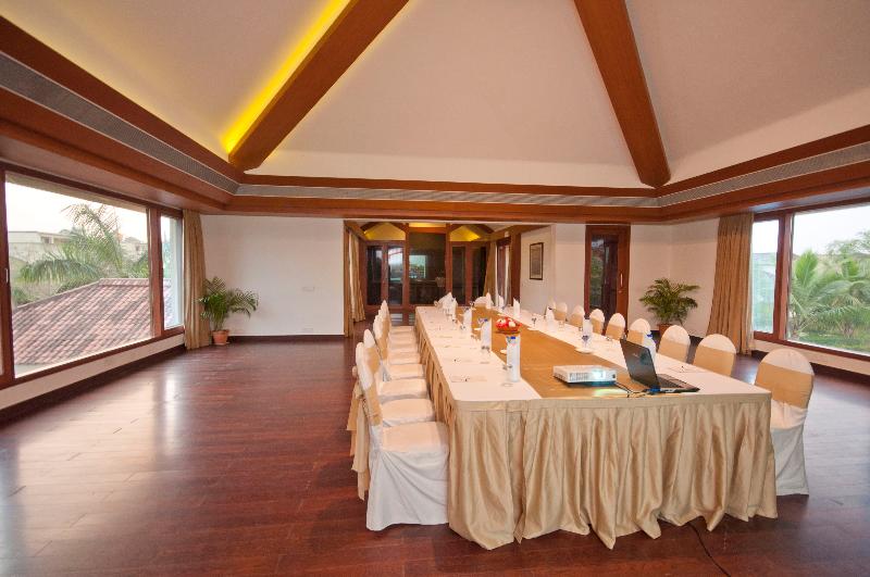 Fotos del hotel Vedic Village Spa Resort:  4
