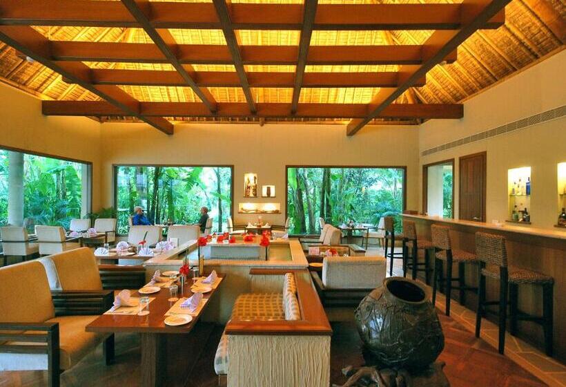 Fotos del hotel Vedic Village Spa Resort:  12
