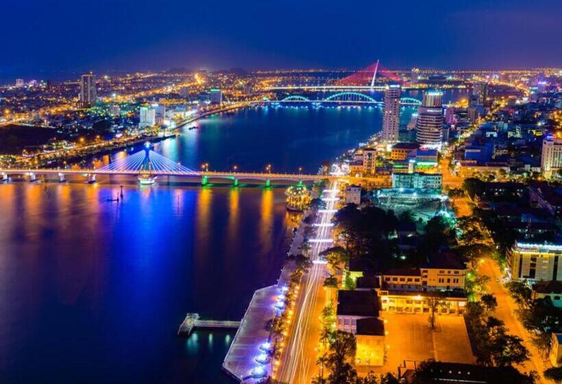 Fotos del hotel Vinh Trung Plaza Apartment &:  50