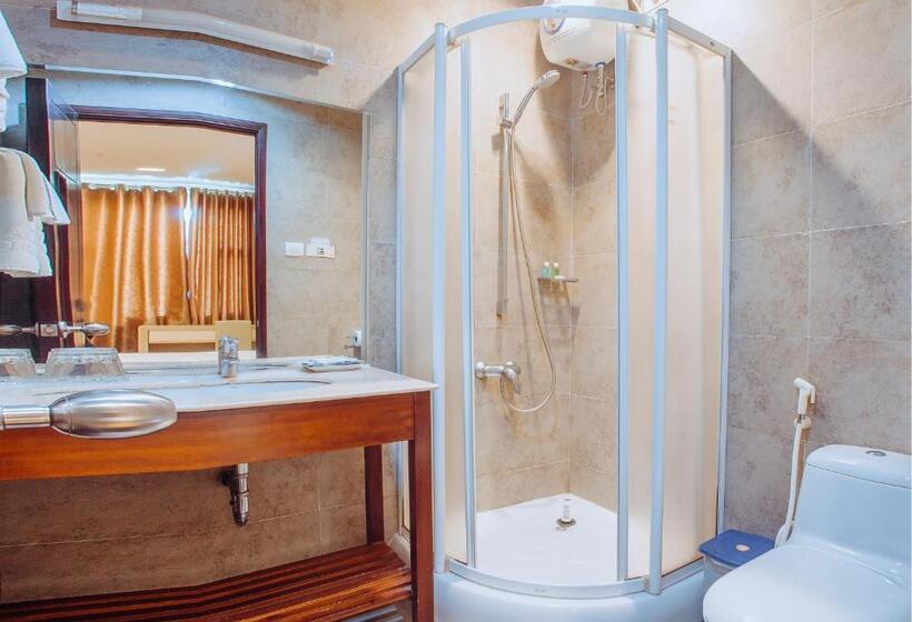 Fotos del hotel Vinh Trung Plaza Apartment &:  52