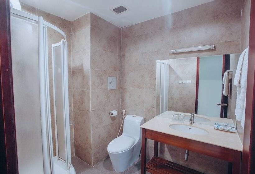 Fotos del hotel Vinh Trung Plaza Apartment &:  11