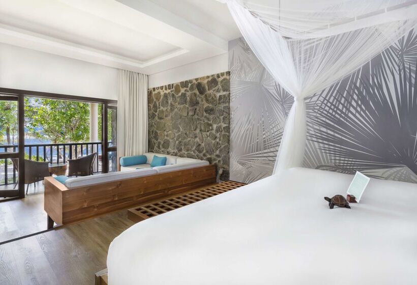 Kempinski Seychelles Resort