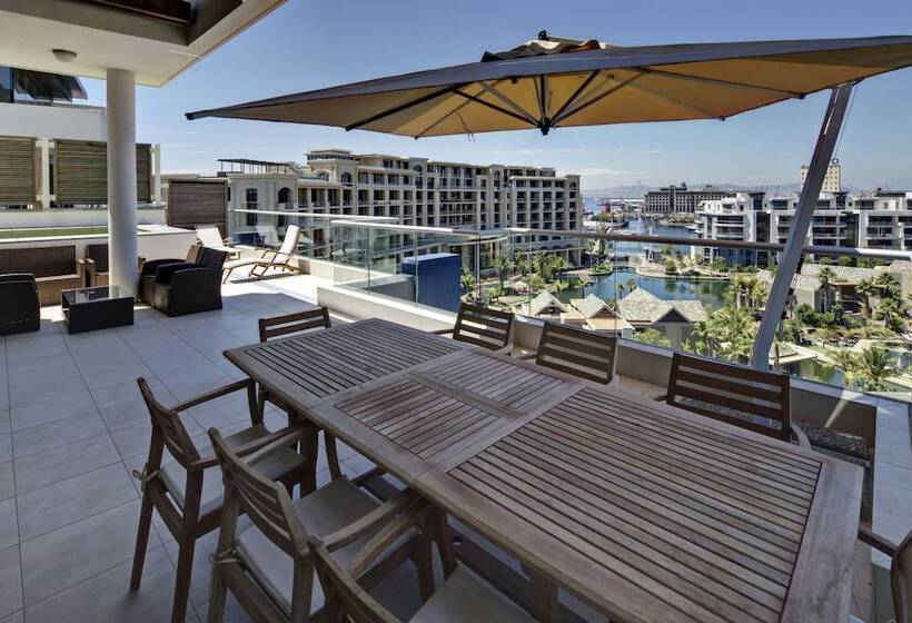 Lawhill Luxury Apartments   V & A Waterfront