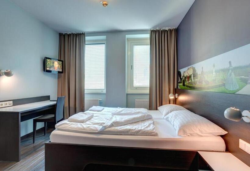 Fotos del hotel Meininger Hotel Wien Downtown Sissi:  4