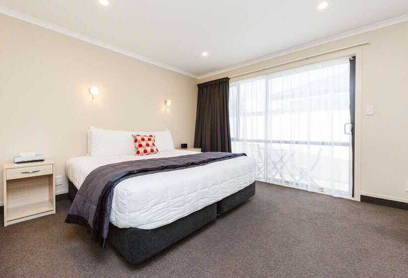 Kauri Court Motel