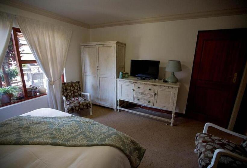 هاستل Inyameko Bnb