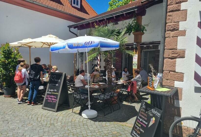 ユースホステル Landgasthaus Zum Engel