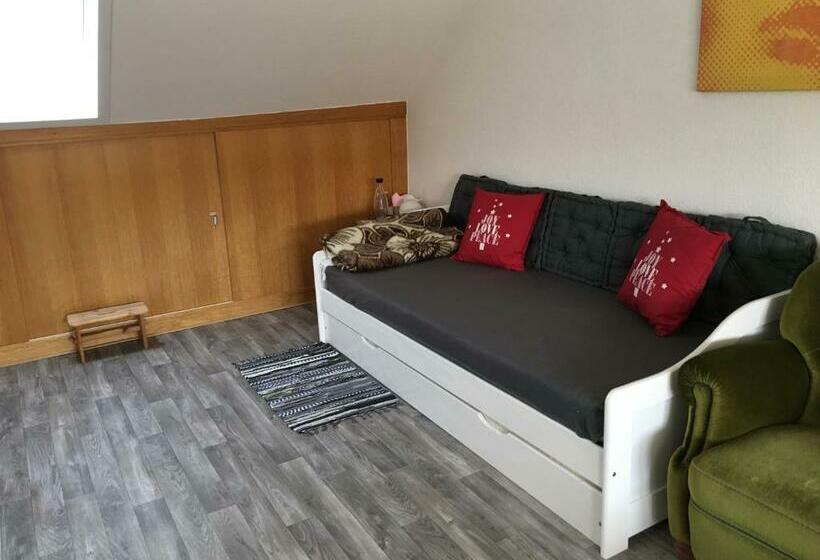 הוסטל Maggies Home Hannover