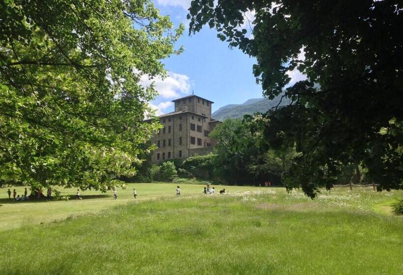 تختخواب و صبحانه Au Coin Du Chateau
