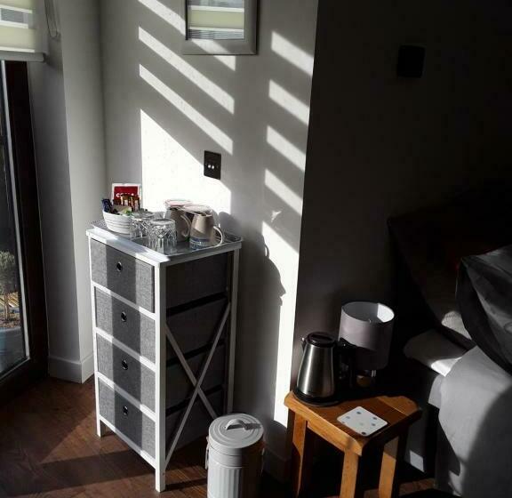 بنسيون Byers Guest House