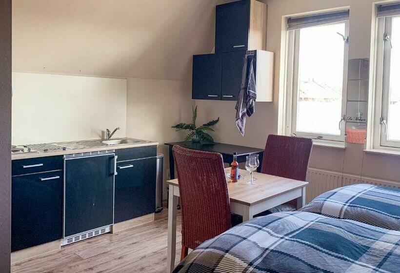פנסיון Kluiskade 24 Maasland