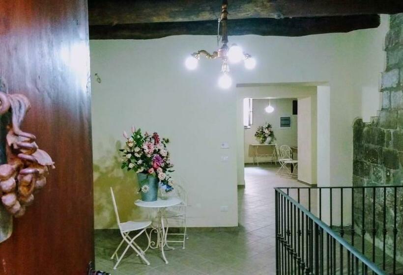 بنسيون La Quercia Di Aorivola