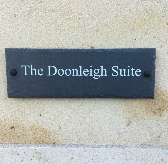 بنسيون The Doonleigh Suite