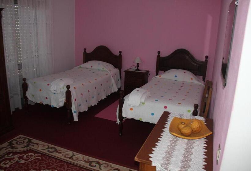 پانسیون Casa Talika