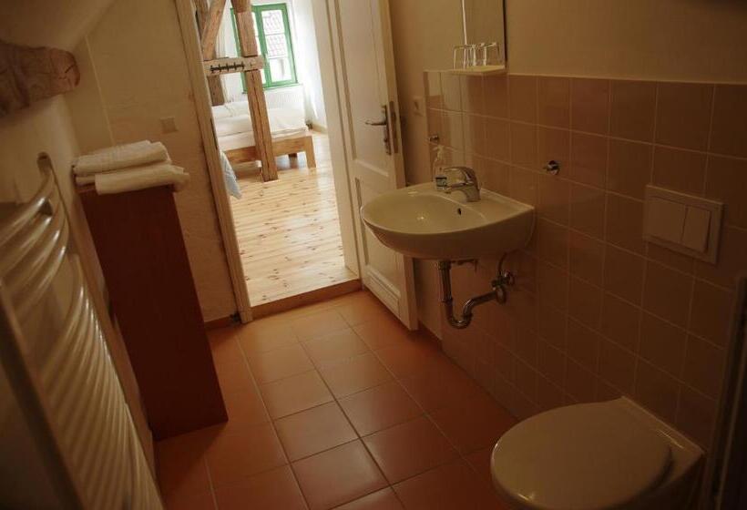 مبيت وإفطار Stützpunkt Trebitz   Gästezimmer Am Europaradweg R1