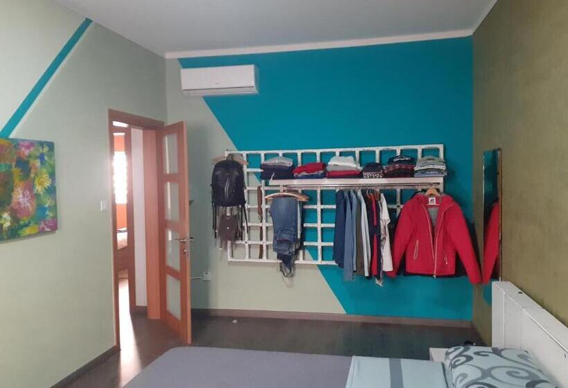 Pension Cosy Home By The Sea