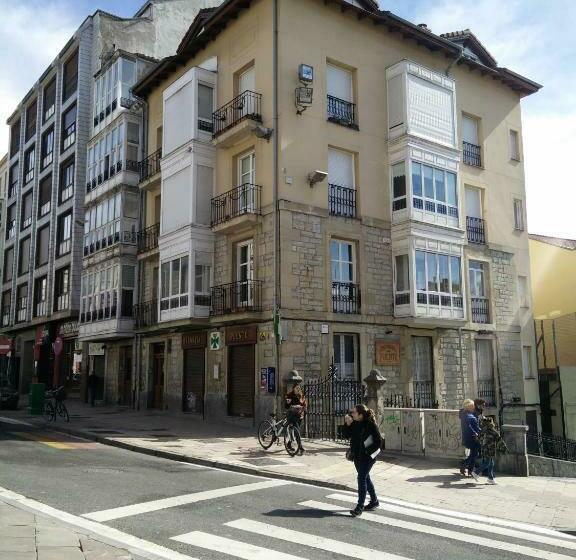 پانسیون Hostal Del Arquitecto