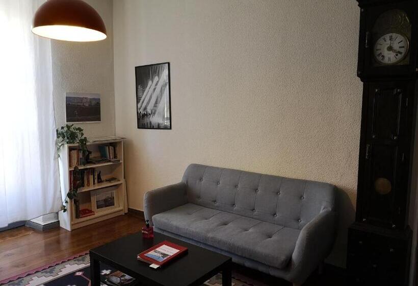 پانسیون Hostal Del Arquitecto