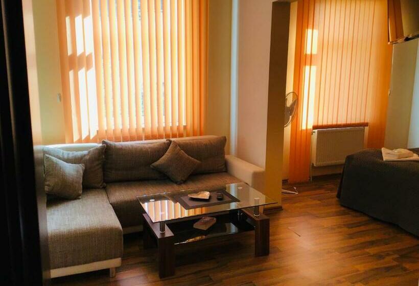 Pension Chevermeto