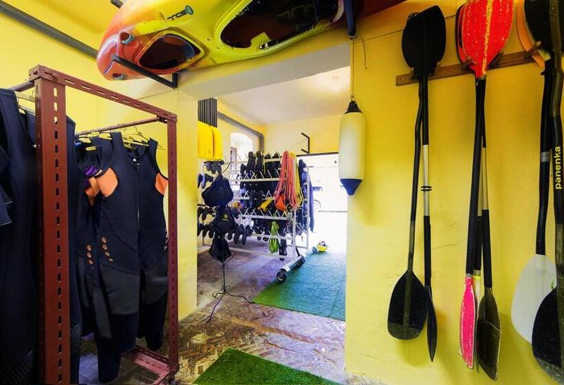 旅馆 Penzion Black Sheeps Adventures