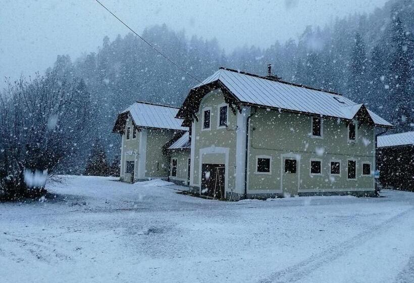 旅馆 Penzion Black Sheeps Adventures