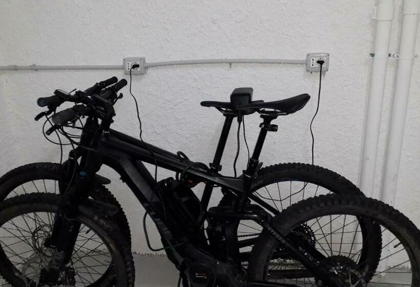 تختخواب و صبحانه Villa Degli Olivi Relais