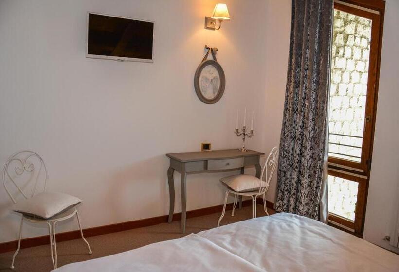 تختخواب و صبحانه Villa Degli Olivi Relais