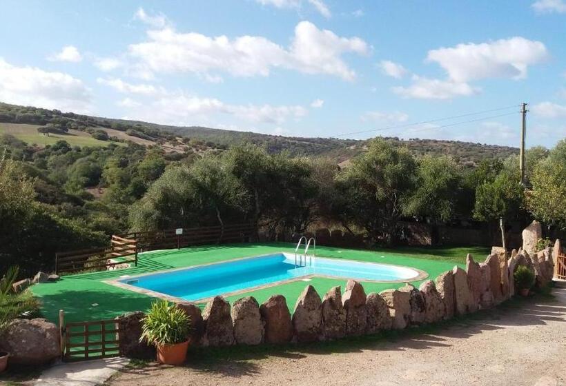 فندق Agriturismo Sa è Padedda
