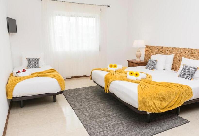 پانسیون Areal De Santa Bárbara Guest House