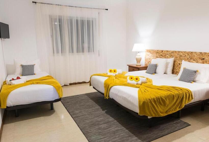 پانسیون Areal De Santa Bárbara Guest House
