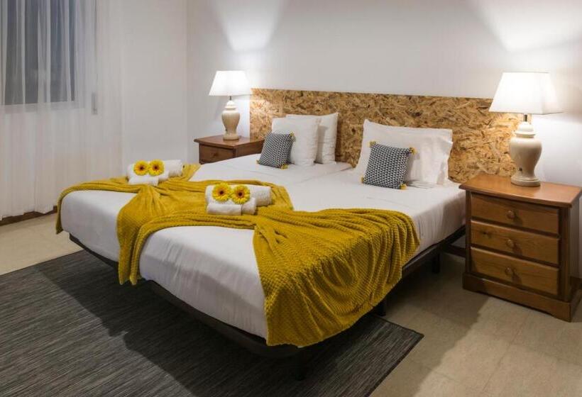 پانسیون Areal De Santa Bárbara Guest House