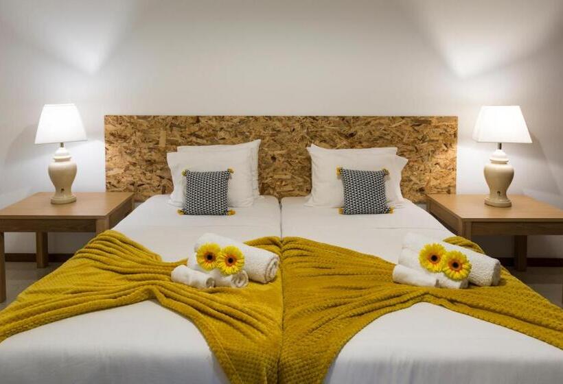 پانسیون Areal De Santa Bárbara Guest House