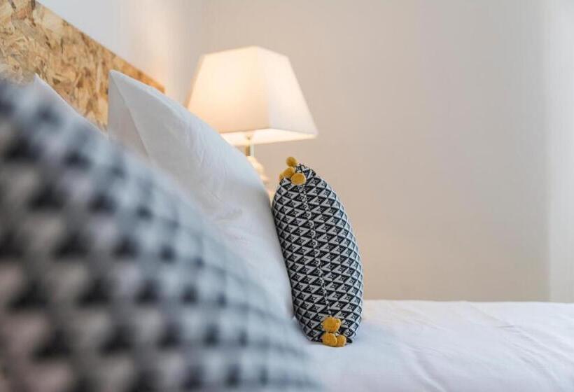 پانسیون Areal De Santa Bárbara Guest House