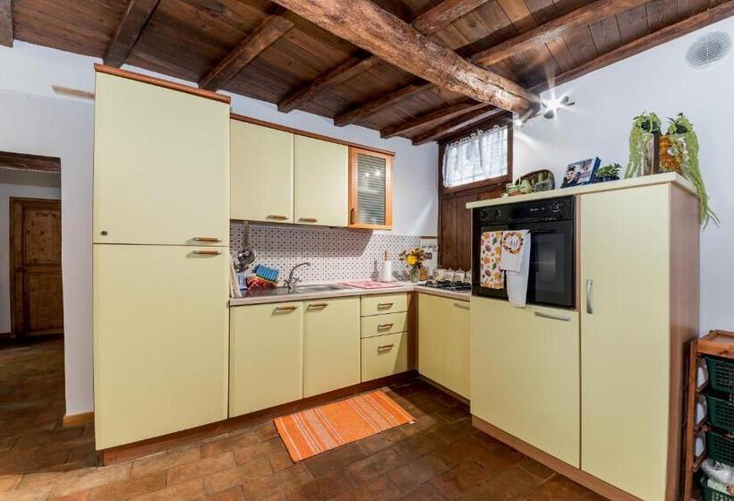 تختخواب و صبحانه Casa Roma