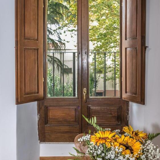 تختخواب و صبحانه Casa Roma
