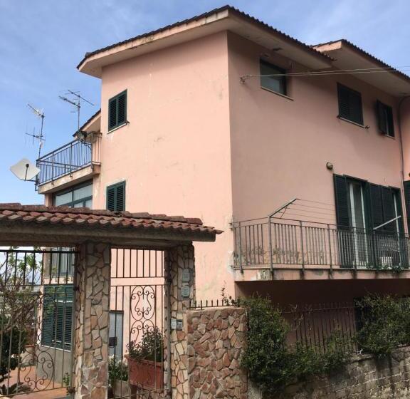 تختخواب و صبحانه Villa Eden