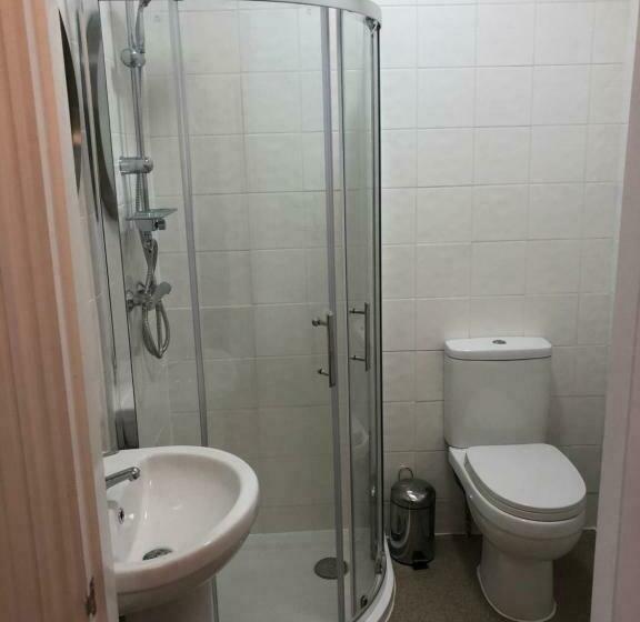 Пансион Good Intent Rooms