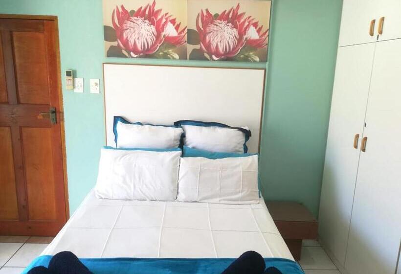 بنسيون Mountainia Inn