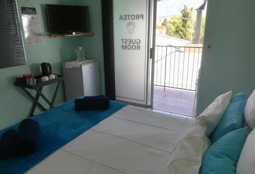 بنسيون Mountainia Inn