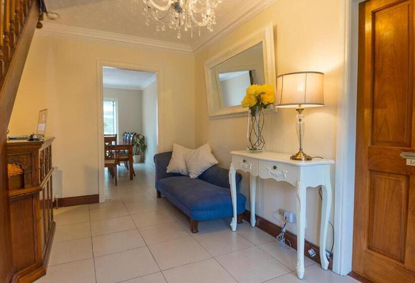 Dorney S B&b