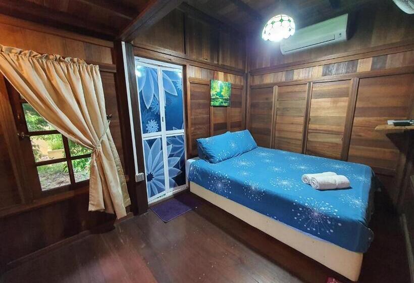 هتل Alia Express Villa Temila