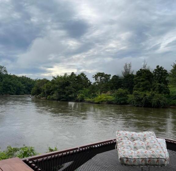 Resort Baanrai Khunya บ้านไร่คุณย่า