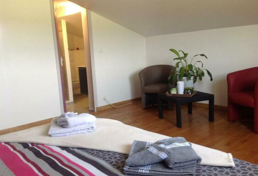 צימר Au Mas Des Graviers