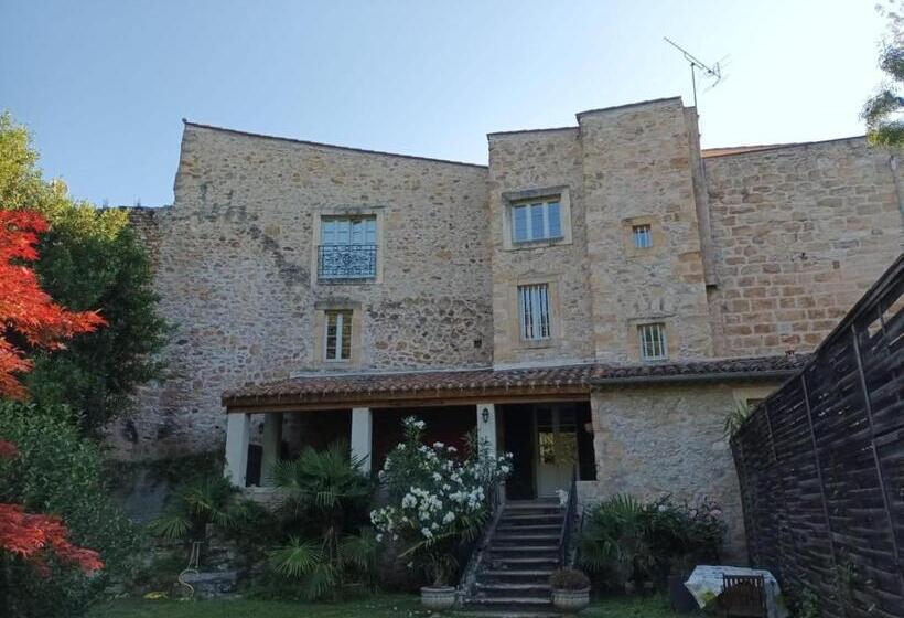 مبيت وإفطار Maison D Hotes Le Val D Aleth