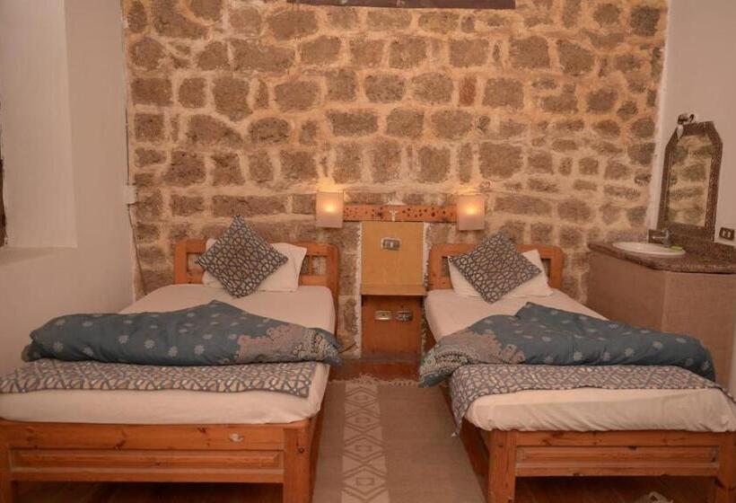 هتل El Quseir