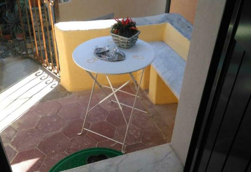 بنسيون La Stanzetta Viola
